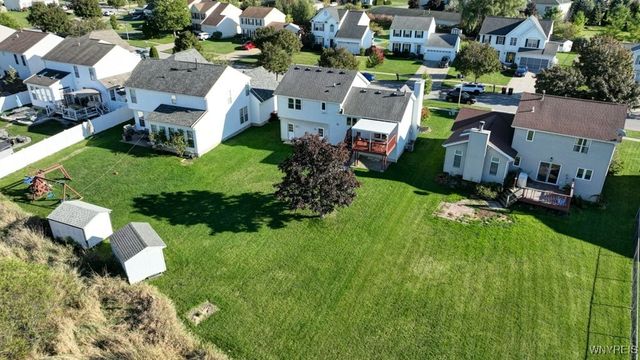 40 Michael Anthony Lane, Lancaster, NY 14043