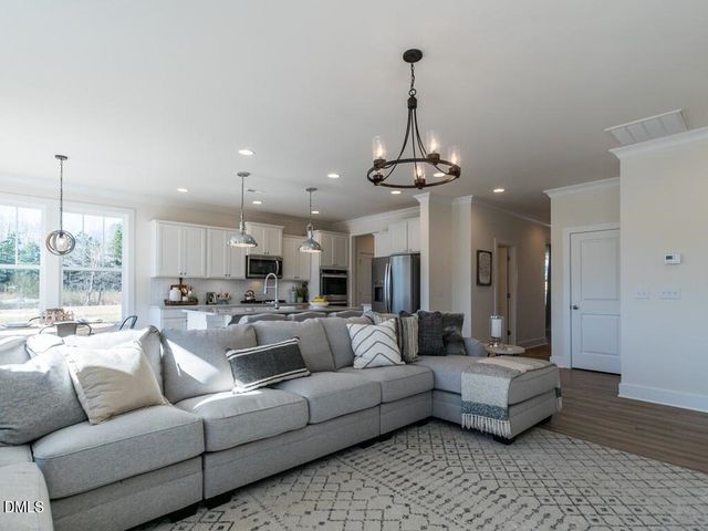 1257 Sidney Creek Drive, Zebulon, NC 27597