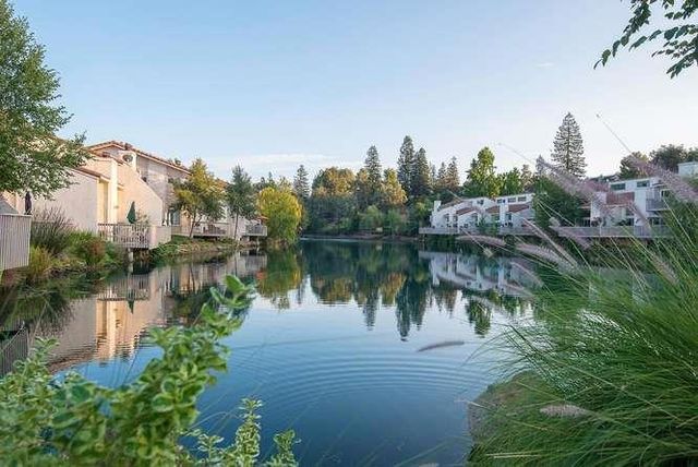 102 Calle Corta, Los Gatos, CA 95032