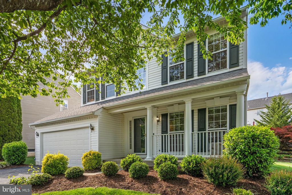 Image 39 of property listing at 18028 RED ROCKS DR, Germantown, MD 20874