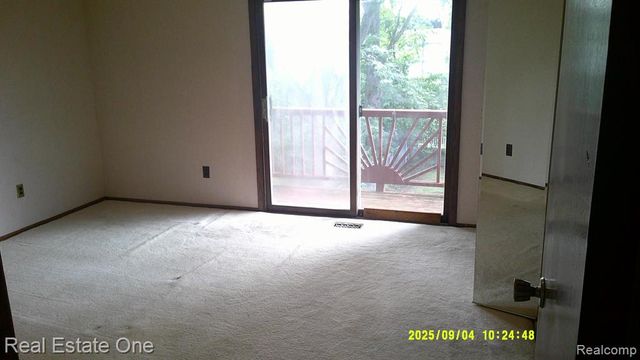 9531 W Outer Drive, Detroit, MI 48223