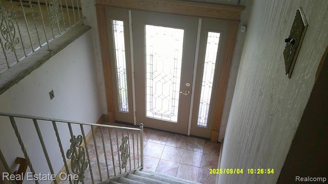 9531 W Outer Drive, Detroit, MI 48223