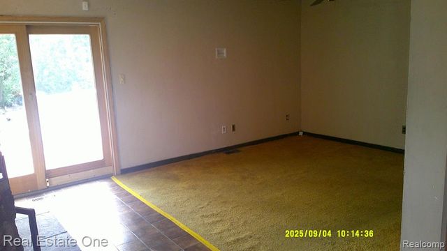 9531 W Outer Drive, Detroit, MI 48223
