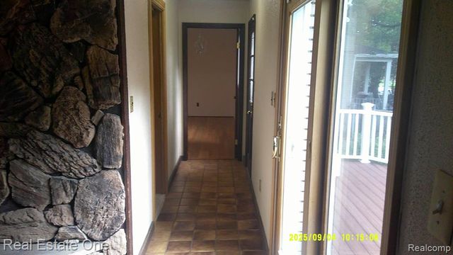 9531 W Outer Drive, Detroit, MI 48223