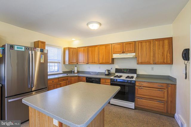 2600 TANEY RD, Baltimore, MD 21209