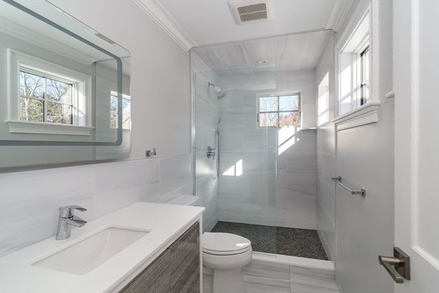 58 Rice Rd, Wayland, MA 01778