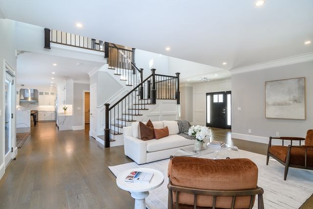 58 Rice Rd, Wayland, MA 01778