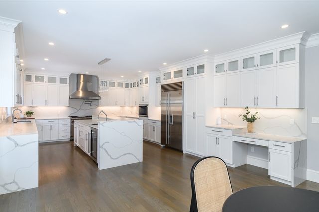 58 Rice Rd, Wayland, MA 01778