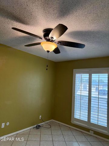 220 RIO TINTO Drive, El Paso, TX 79912