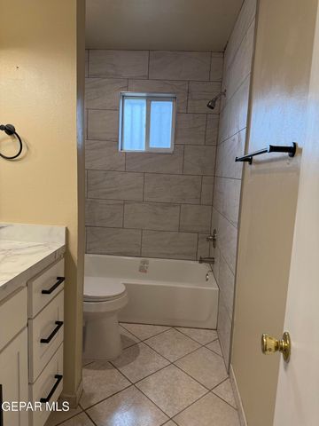 220 RIO TINTO Drive, El Paso, TX 79912