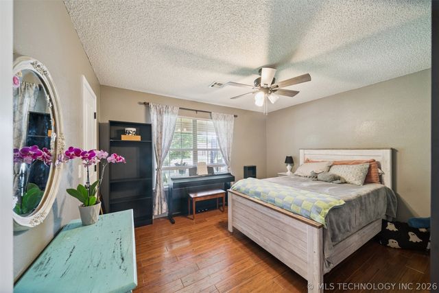 11950 S 266th East Avenue, Coweta, OK 74429