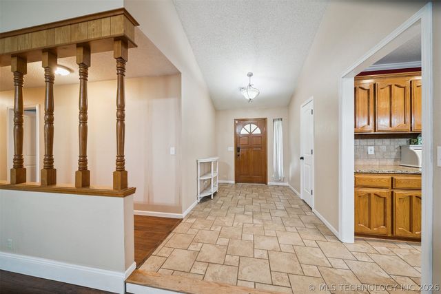 11950 S 266th East Avenue, Coweta, OK 74429