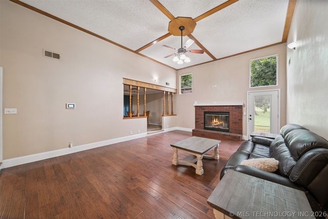 11950 S 266th East Avenue, Coweta, OK 74429