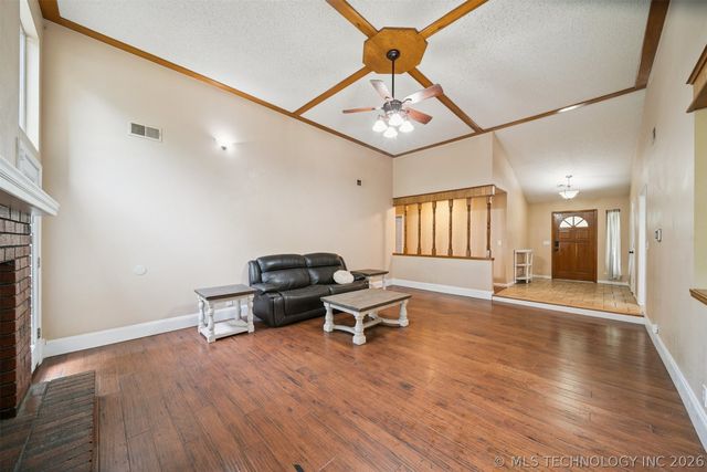11950 S 266th East Avenue, Coweta, OK 74429
