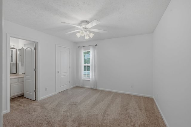 919 Seven Oaks Blvd, Smyrna, TN 37167