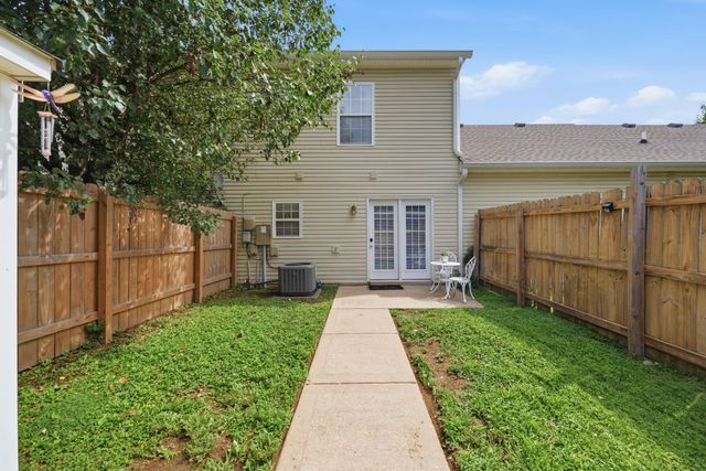 919 Seven Oaks Blvd, Smyrna, TN 37167