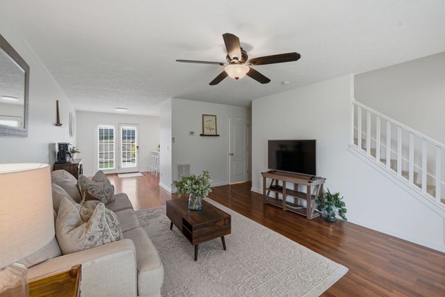 919 Seven Oaks Blvd, Smyrna, TN 37167