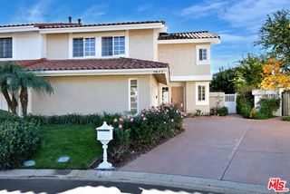 1677 Plum Hollow Circle, Westlake Village, CA 91362