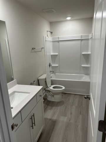 204 Douglas Bend Rd Unit 1604, Gallatin, TN 37066