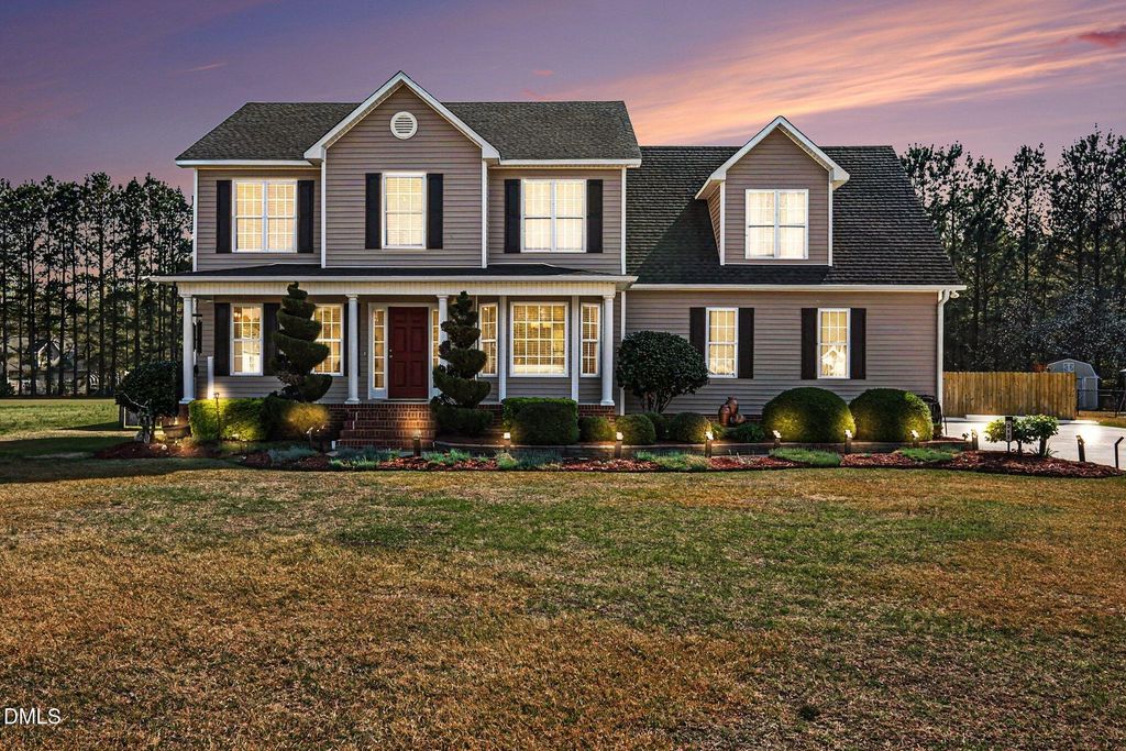 313 Blaze Ridge Drive, Smithfield, NC 27577