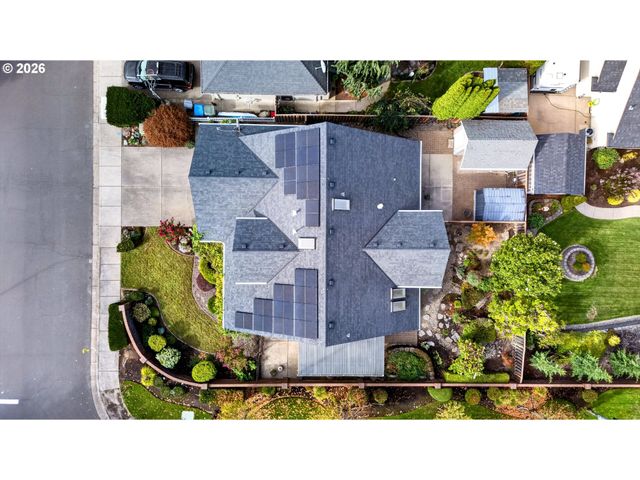 103 CEDAR BLUFF Cir N, Keizer, OR 97303