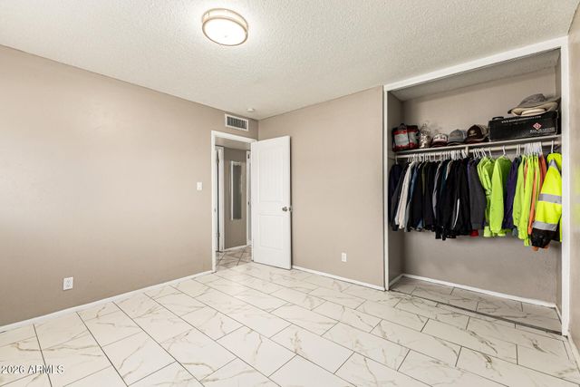 4243 W TUCKEY Lane, Phoenix, AZ 85019