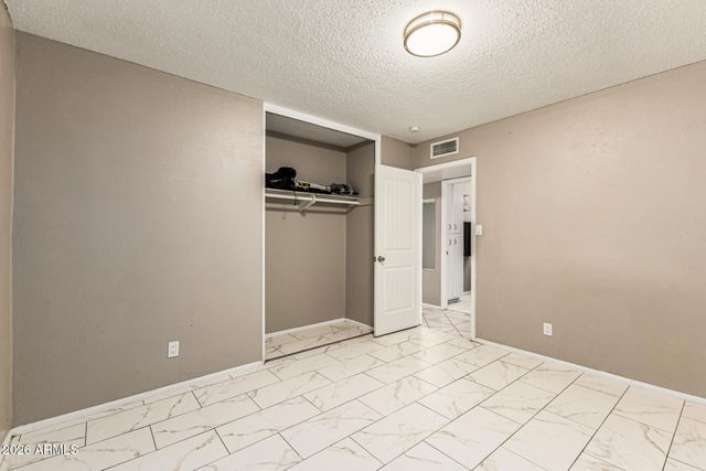 4243 W TUCKEY Lane, Phoenix, AZ 85019