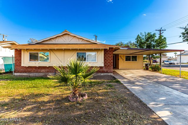 4243 W TUCKEY Lane, Phoenix, AZ 85019