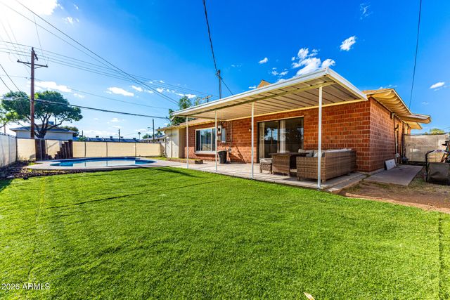 4243 W TUCKEY Lane, Phoenix, AZ 85019