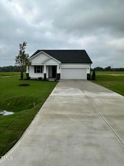 74 Stuart Grove Road, Broadway, NC 27505
