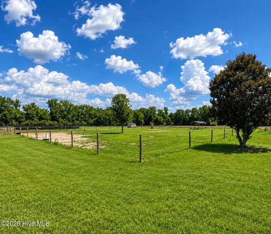1760 Taylor Road, Farmville, NC 27828