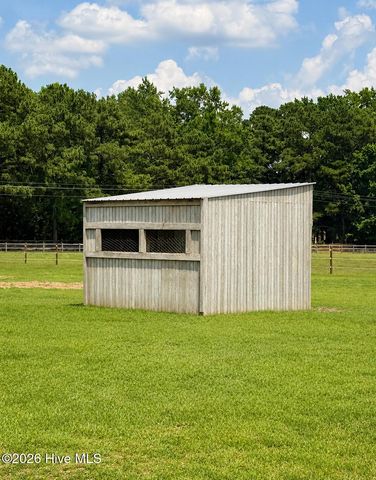 1760 Taylor Road, Farmville, NC 27828