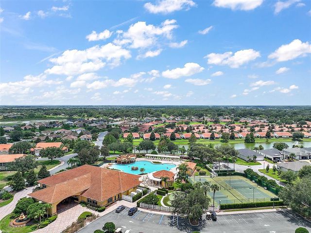 5368 COMPASS POINT 202, Oxford, FL 34484