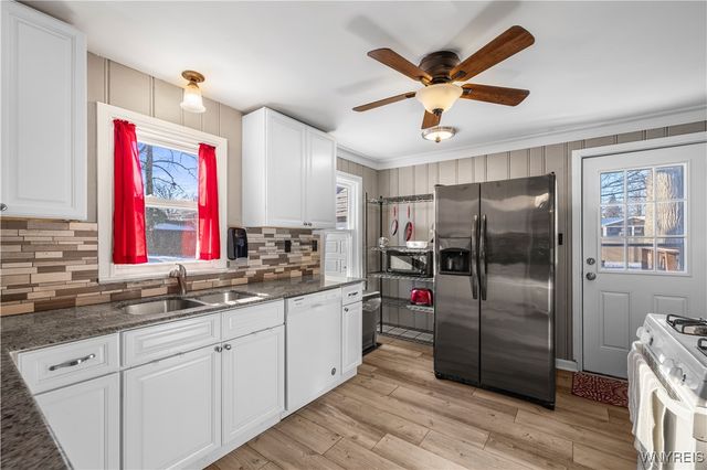 3298 Greenway Road, Grand Island, NY 14072