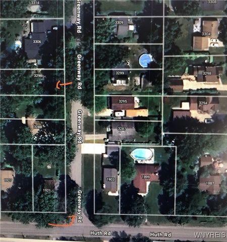 3298 Greenway Road, Grand Island, NY 14072