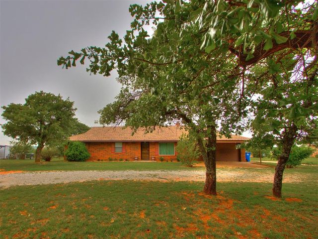 954 S Sara Road, Blanchard, OK 73010