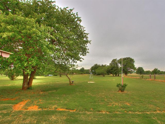 954 S Sara Road, Blanchard, OK 73010