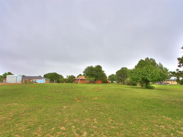 954 S Sara Road, Blanchard, OK 73010