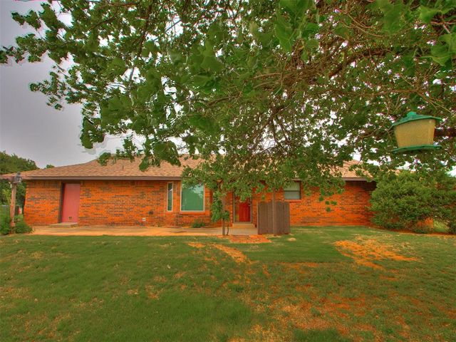 954 S Sara Road, Blanchard, OK 73010