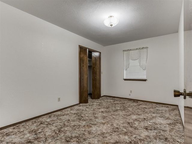 954 S Sara Road, Blanchard, OK 73010