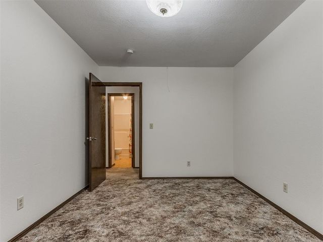 954 S Sara Road, Blanchard, OK 73010