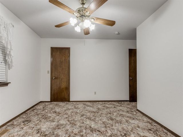 954 S Sara Road, Blanchard, OK 73010