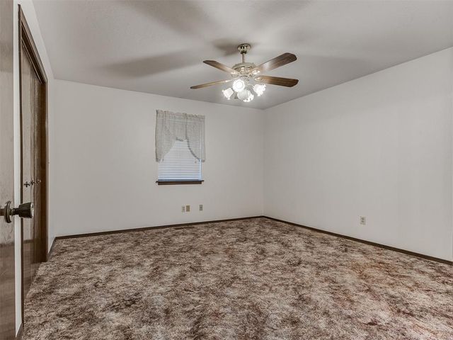 954 S Sara Road, Blanchard, OK 73010