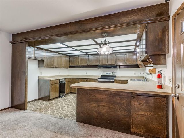 954 S Sara Road, Blanchard, OK 73010