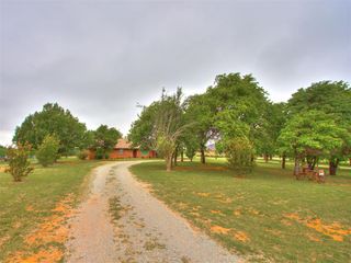 954 S Sara Road, Blanchard, OK 73010