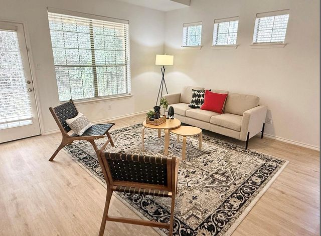 1310 W Parmer LN 2903, Austin, TX 78727