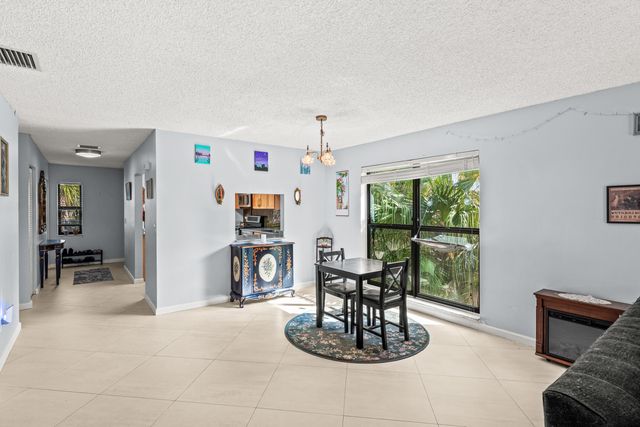 21766 Cypress Drive 20b, Boca Raton, FL 33433
