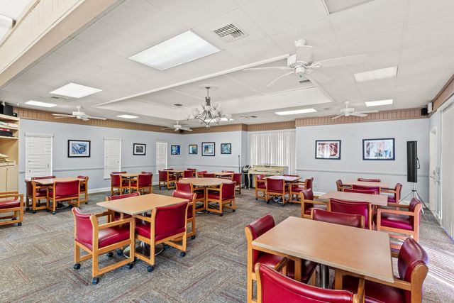 21766 Cypress Drive 20b, Boca Raton, FL 33433