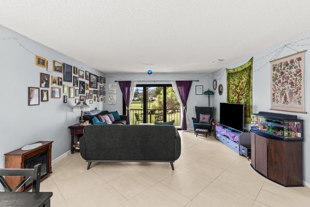 21766 Cypress Drive 20b, Boca Raton, FL 33433