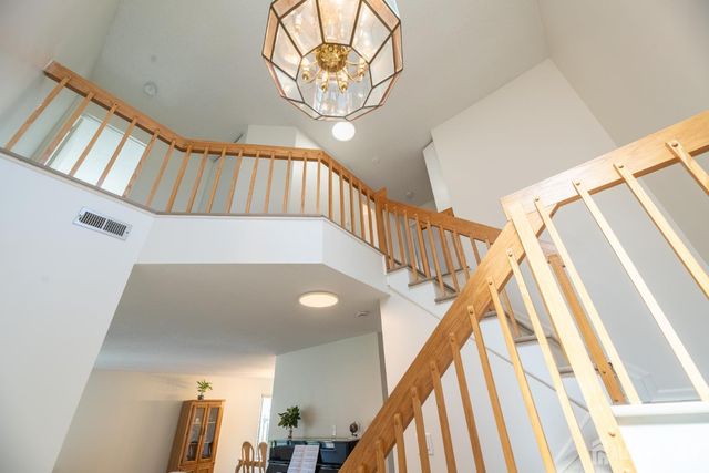 21 Carriage Place, Edison, NJ 08820